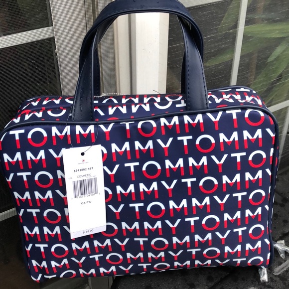 Tommy Hilfiger Cosmetic Bag - Picture 2 of 6